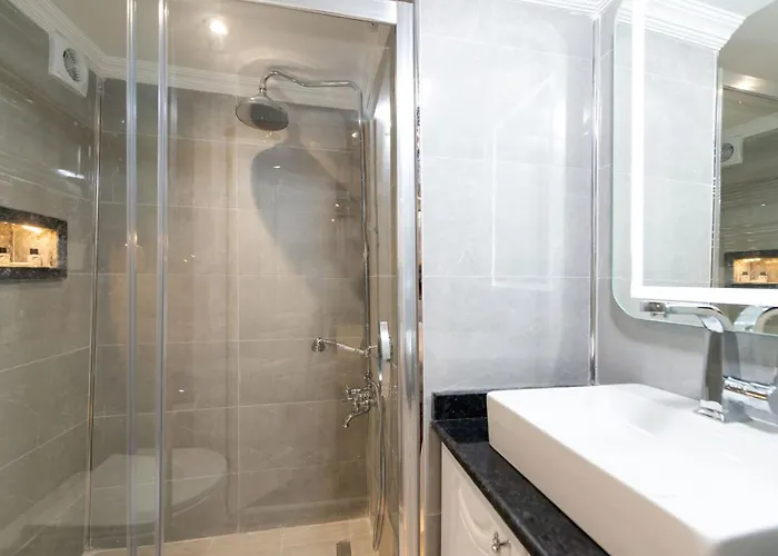 Azalea Mansion Oldcity Hotel