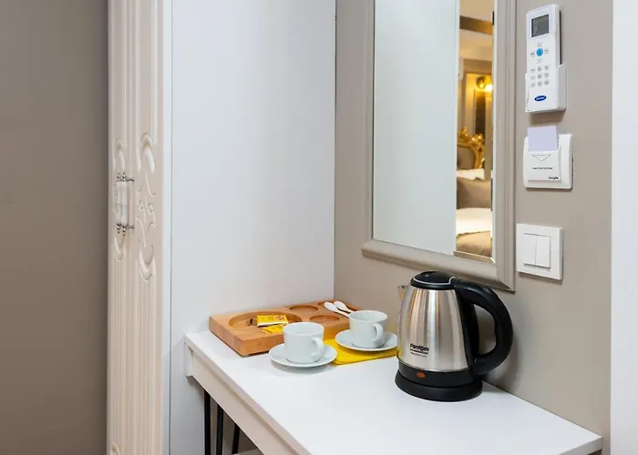 Azalea Mansion Oldcity Hotel *