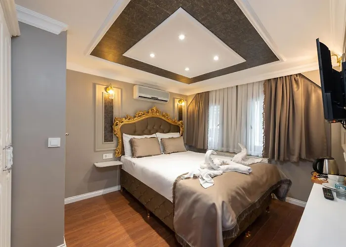 Azalea Mansion Oldcity Hotel